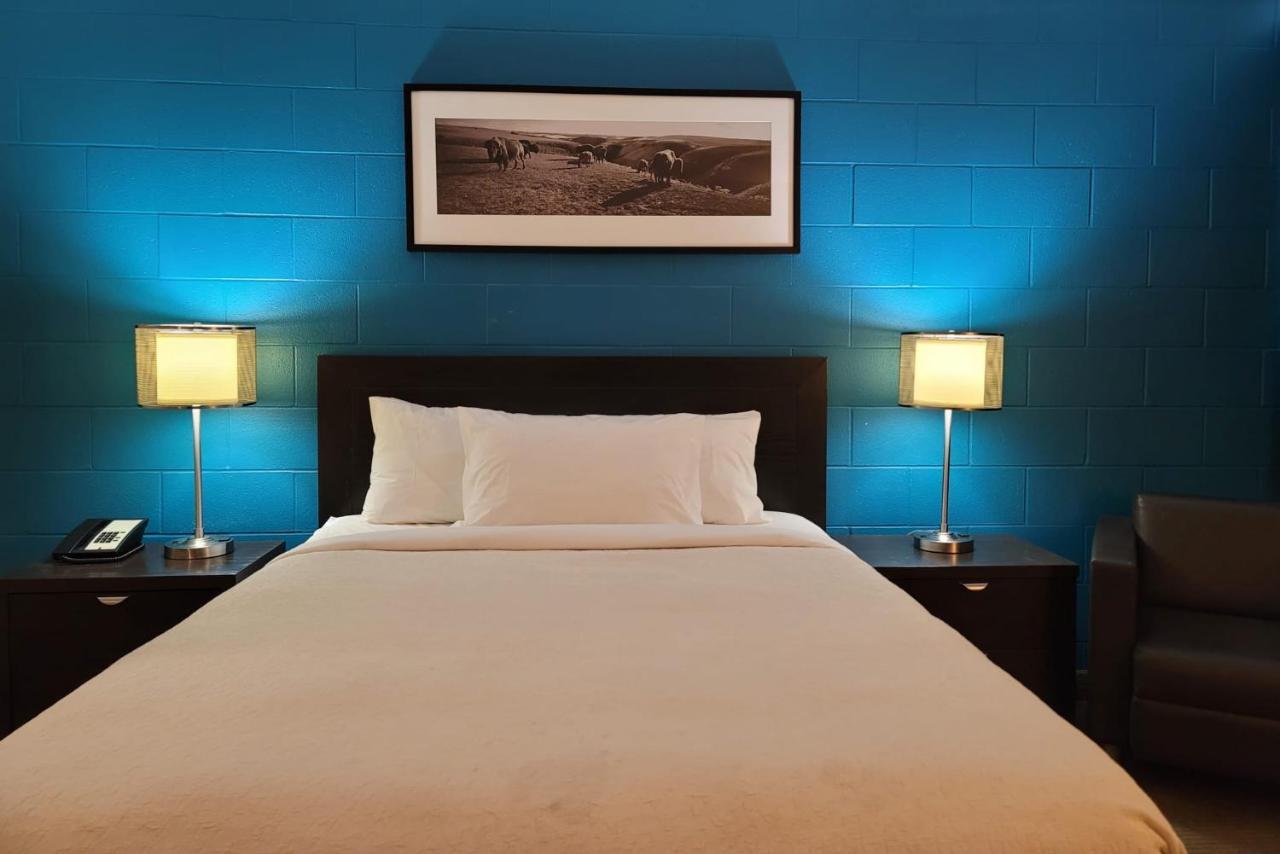 Roadking Inns Motel YYC Kültér fotó