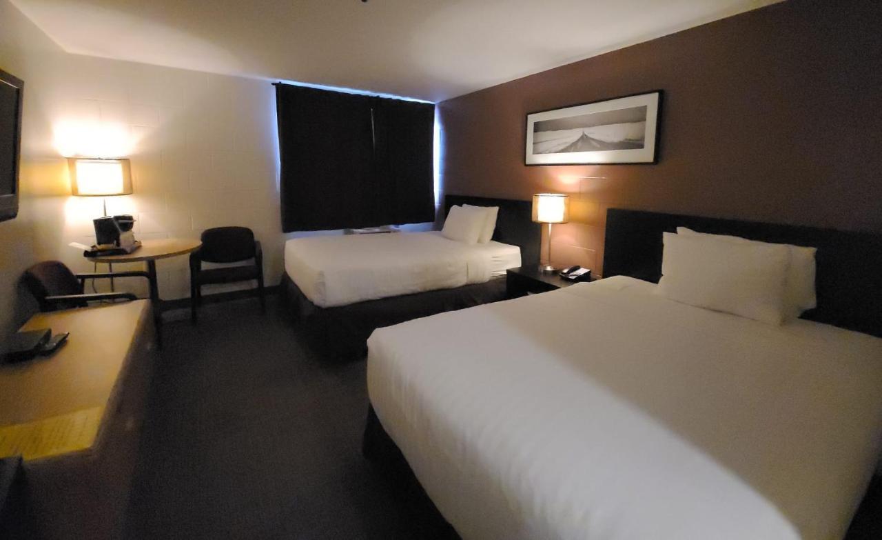 Roadking Inns Motel YYC Kültér fotó