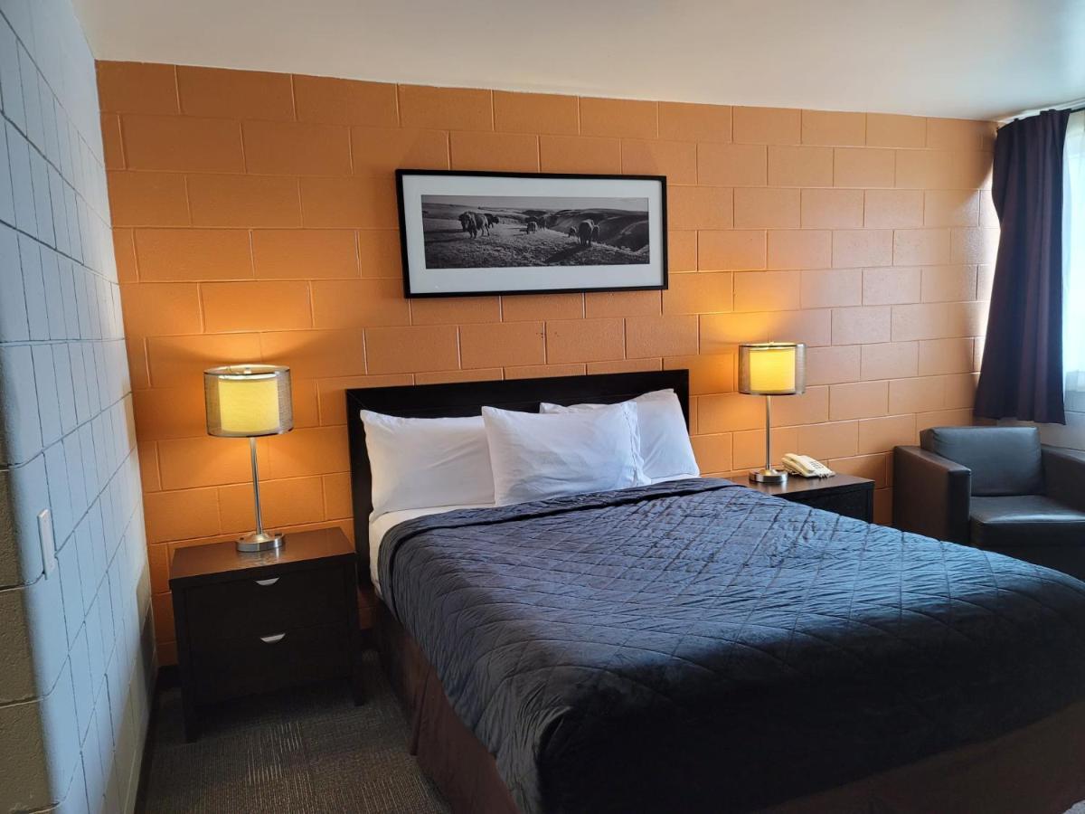 Roadking Inns Motel YYC Kültér fotó